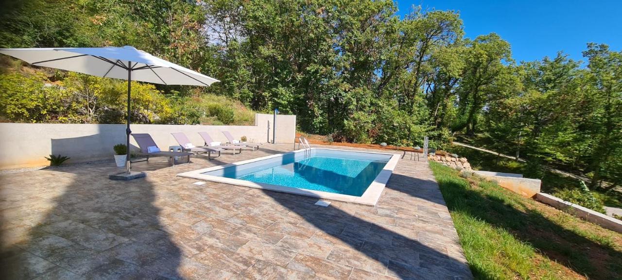Villa Mittler Lovran Eksteriør billede