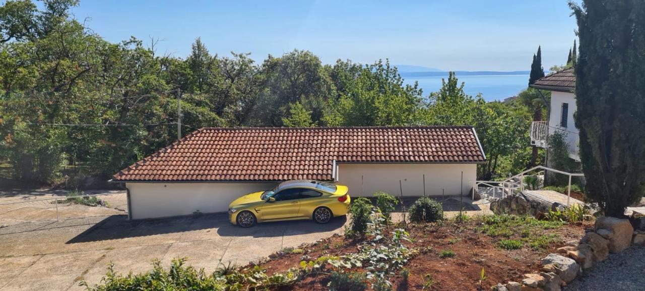 Villa Mittler Lovran Eksteriør billede