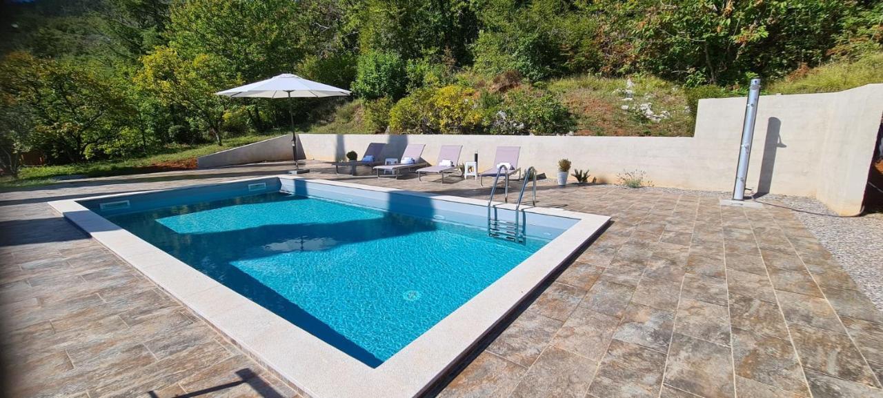 Villa Mittler Lovran Eksteriør billede